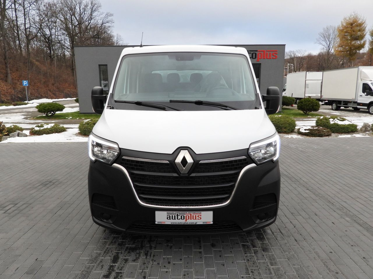 RENAULT MASTER TIPPER DOUBLE CABIN DOKA 6 SEATS CRUISE CONTROL LED LIGHTS TWIN WHEELS AIR CONDITIONING 145HP - 翻斗货车:图5 RENAULT MASTER TIPPER DOUBLE CABIN DOKA 6 SEATS CRUISE CONTROL LED LIGHTS TWIN WHEELS AIR CONDITIONING 145HP - 翻斗货车:图5