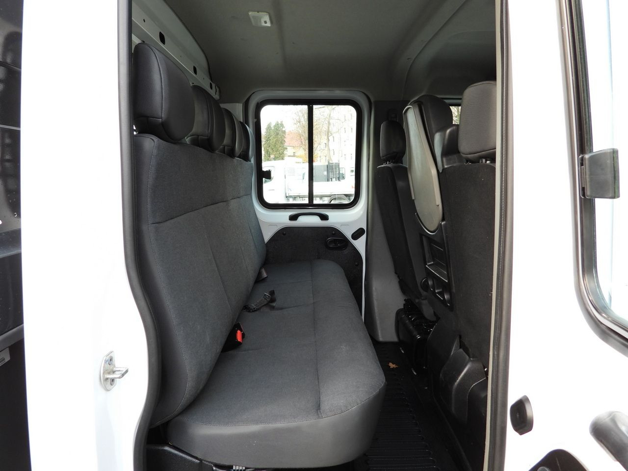 RENAULT MASTER TIPPER DOUBLE CABIN DOKA 7 SEATS CRUISE CONTROL NAVIGATION LED LIGHTS AIR CONDITIONING  145HP 租赁 RENAULT MASTER TIPPER DOUBLE CABIN DOKA 7 SEATS CRUISE CONTROL NAVIGATION LED LIGHTS AIR CONDITIONING  145HP：图37