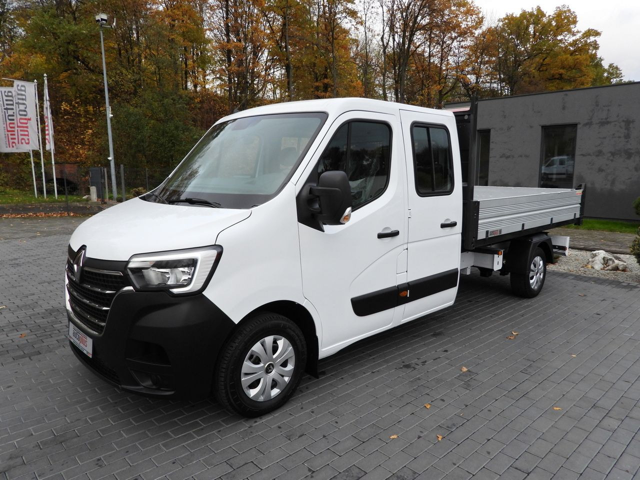 RENAULT MASTER TIPPER DOUBLE CABIN DOKA 7 SEATS CRUISE CONTROL NAVIGATION LED LIGHTS AIR CONDITIONING  145HP 租赁 RENAULT MASTER TIPPER DOUBLE CABIN DOKA 7 SEATS CRUISE CONTROL NAVIGATION LED LIGHTS AIR CONDITIONING  145HP：图6