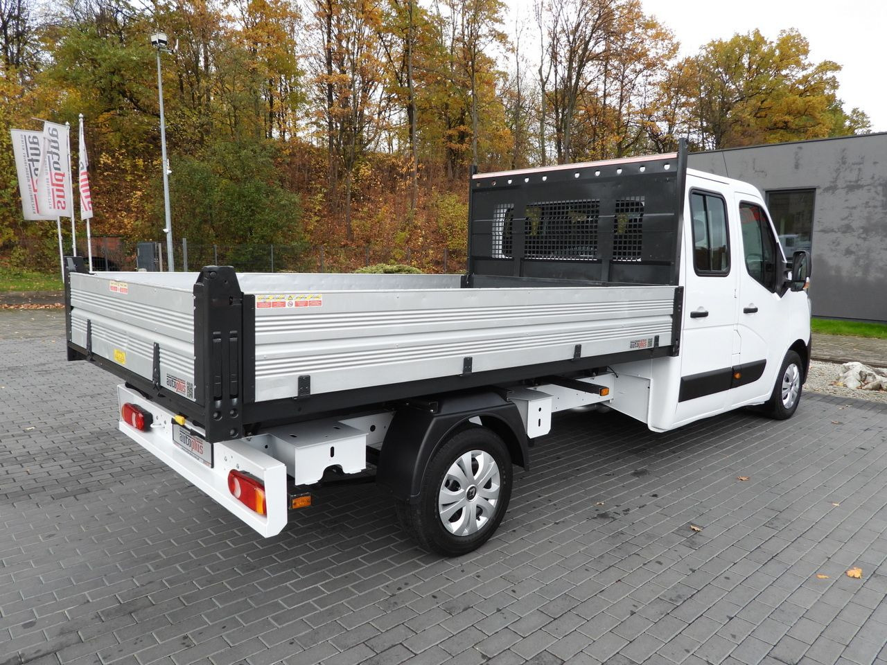 RENAULT MASTER TIPPER DOUBLE CABIN DOKA 7 SEATS CRUISE CONTROL NAVIGATION LED LIGHTS AIR CONDITIONING  145HP 租赁 RENAULT MASTER TIPPER DOUBLE CABIN DOKA 7 SEATS CRUISE CONTROL NAVIGATION LED LIGHTS AIR CONDITIONING  145HP：图13