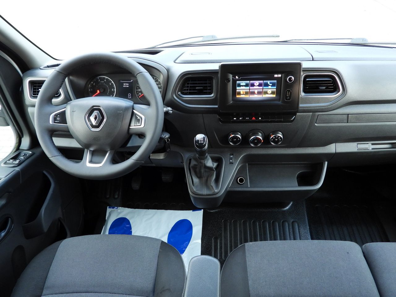 RENAULT MASTER TIPPER DOUBLE CABIN DOKA 7 SEATS CRUISE CONTROL NAVIGATION LED LIGHTS AIR CONDITIONING  145HP 租赁 RENAULT MASTER TIPPER DOUBLE CABIN DOKA 7 SEATS CRUISE CONTROL NAVIGATION LED LIGHTS AIR CONDITIONING  145HP：图27