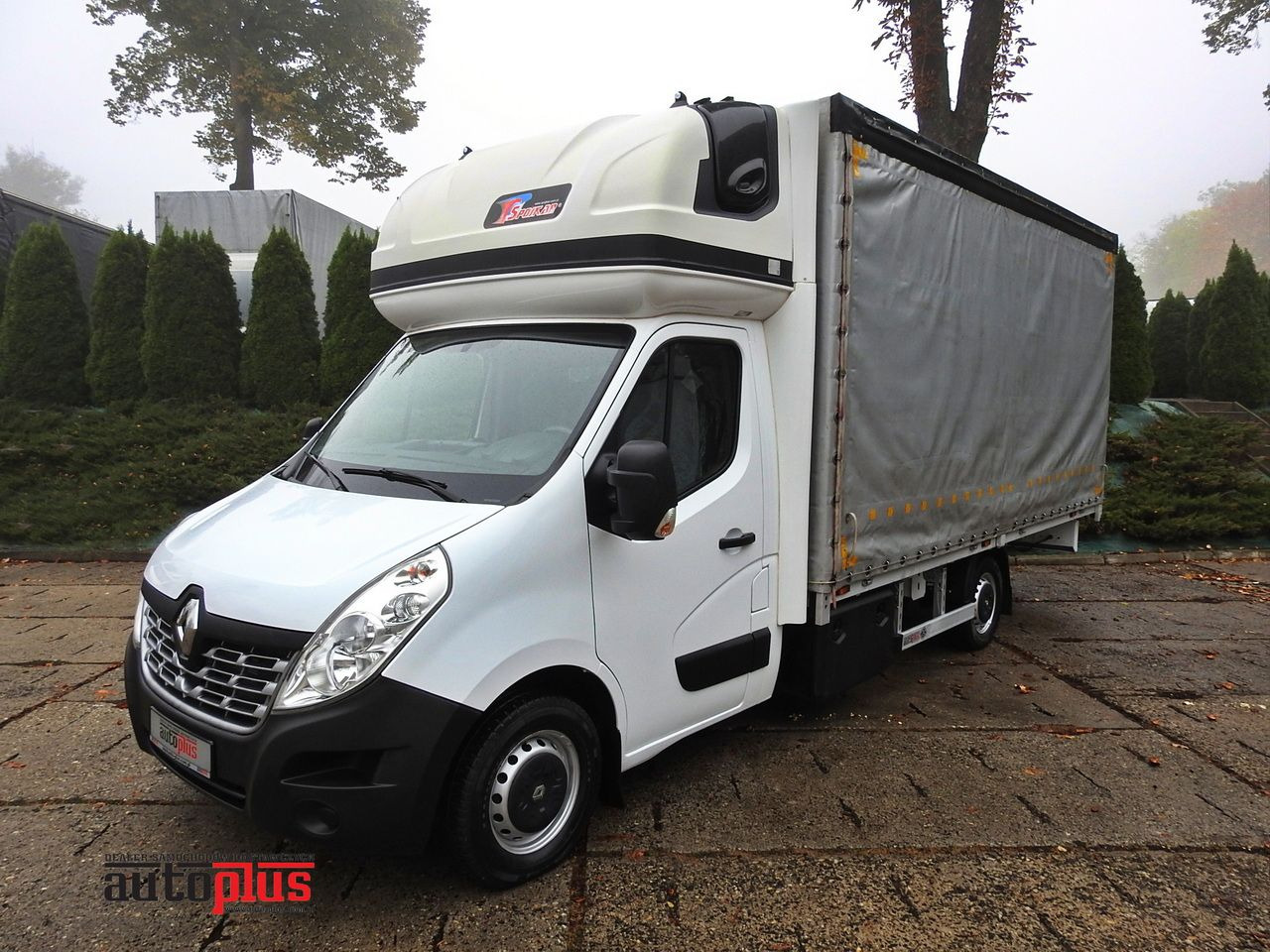 RENAULT MASTER - 侧帘货车:图1 RENAULT MASTER - 侧帘货车:图1