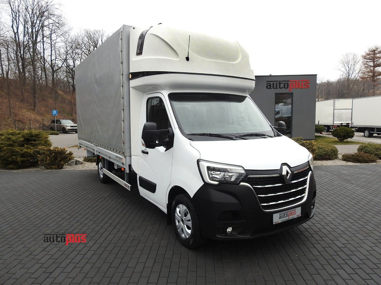 Renault MASTER PRITSCHE PLANE 10 PALETTEN WEBASTO A/C - 侧帘货车:图1 Renault MASTER PRITSCHE PLANE 10 PALETTEN WEBASTO A/C - 侧帘货车:图1