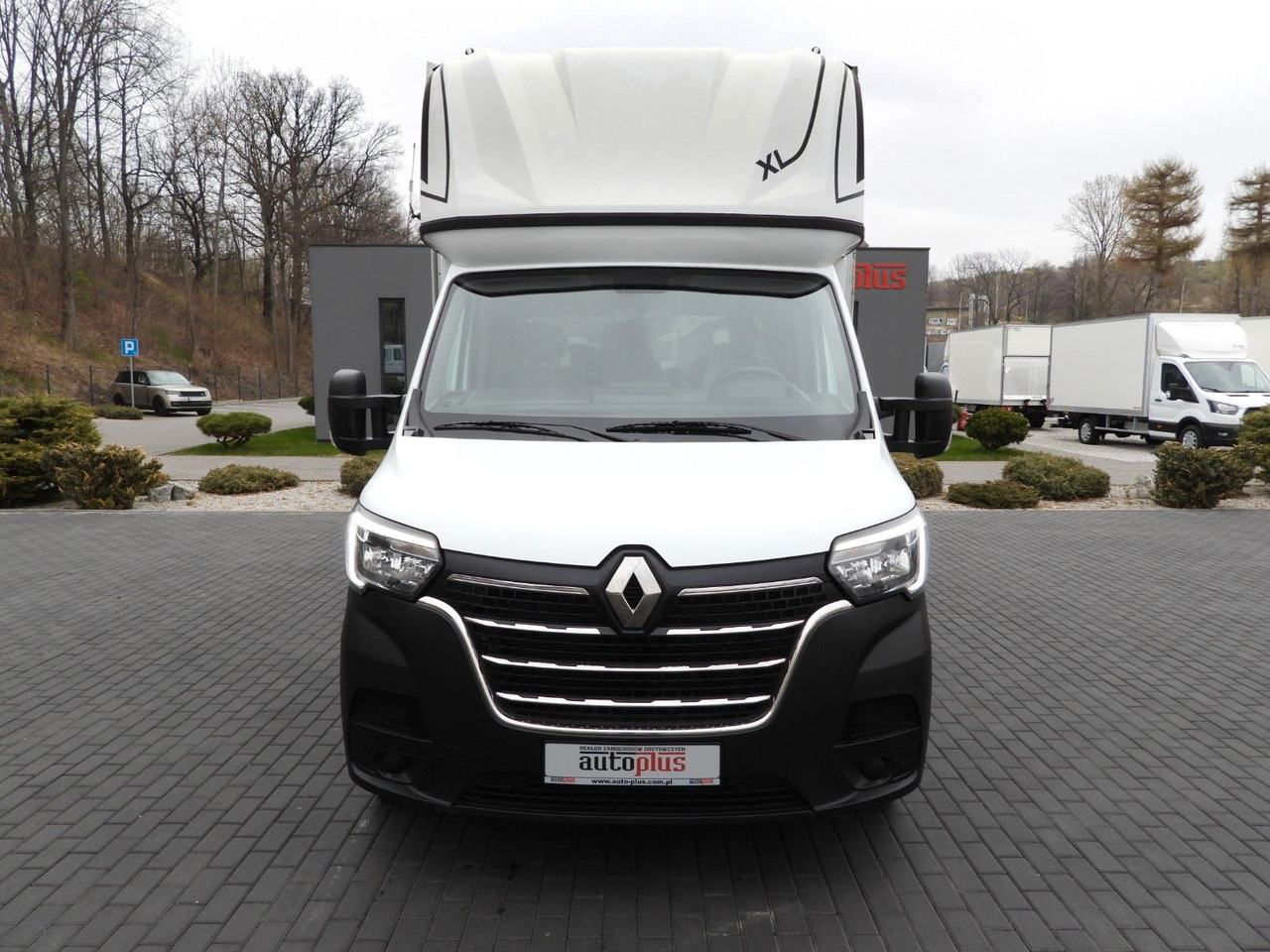 Renault MASTER PRITSCHE PLANE 10 PALETTEN WEBASTO A/C - 侧帘货车:图5 Renault MASTER PRITSCHE PLANE 10 PALETTEN WEBASTO A/C - 侧帘货车:图5