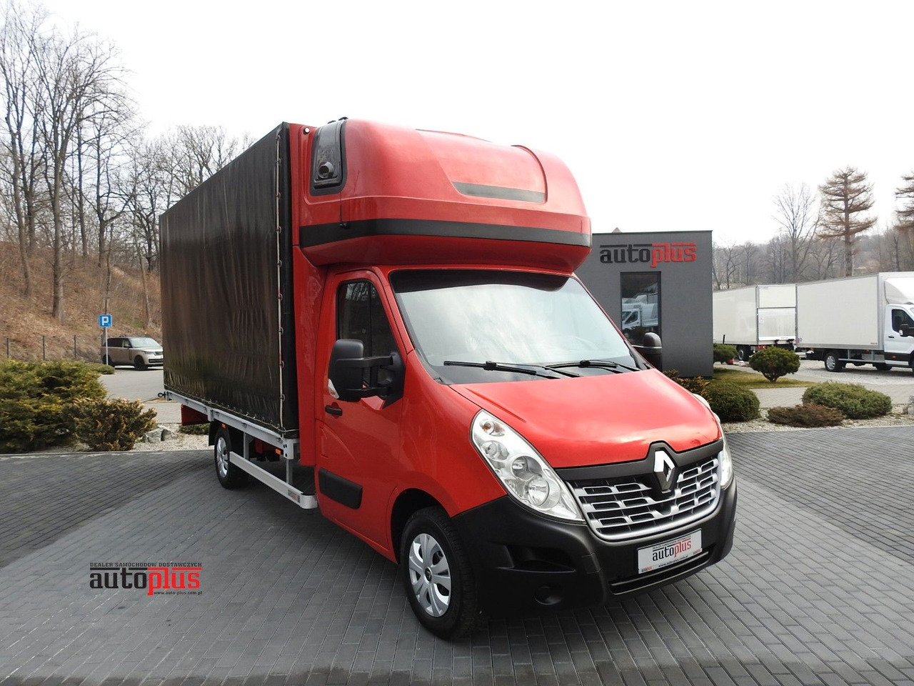 Renault MASTER PRITSCHE PLANE 10 PALETTEN WEBASTO - 侧帘货车:图1 Renault MASTER PRITSCHE PLANE 10 PALETTEN WEBASTO - 侧帘货车:图1