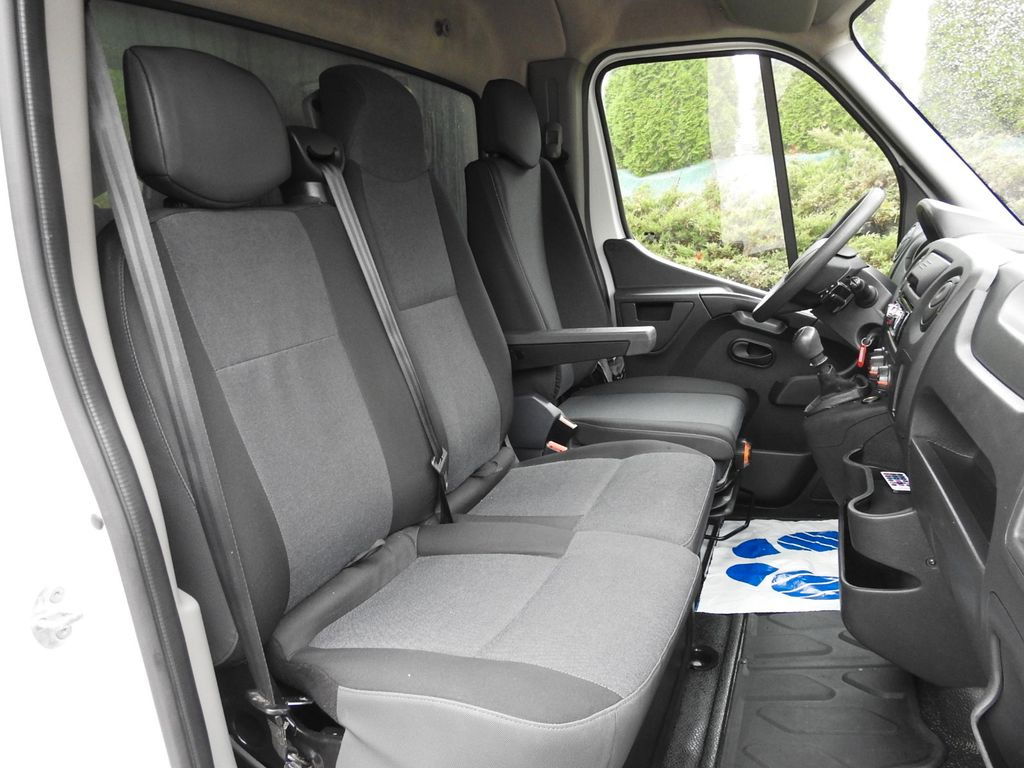 侧帘货车 Renault MASTER PRITSCHE PLANE 10 PALLETS WEBASTO A/C：图29