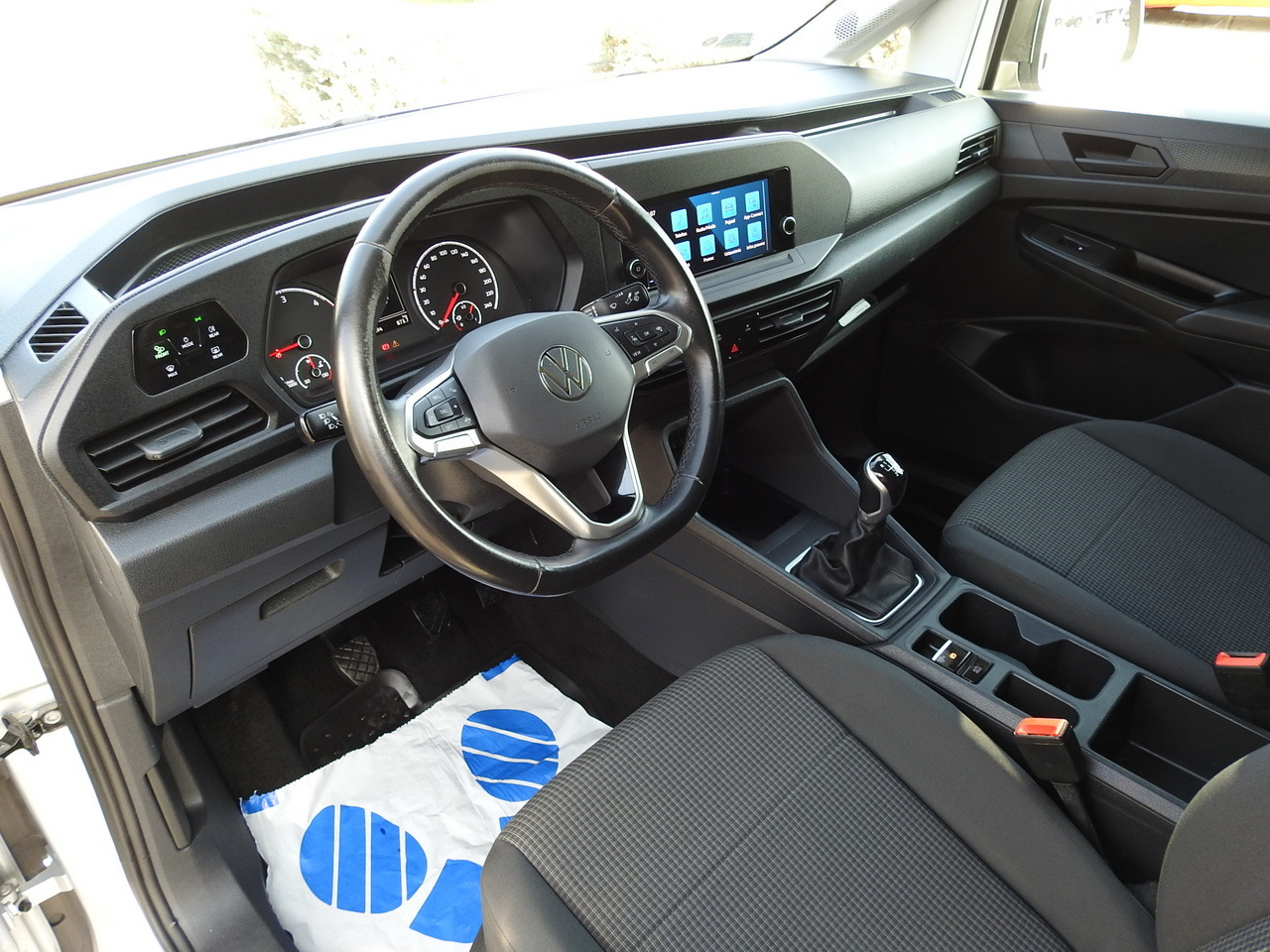 VOLKSWAGEN CADDY REFRIGERATOR VAN -20*C HEATING FUNCTION POWER SUPPLY 230V CRUISE CONTROL LED LIGHTS AIR CONDITIONING 100HP - 冷藏货车:图2 VOLKSWAGEN CADDY REFRIGERATOR VAN -20*C HEATING FUNCTION POWER SUPPLY 230V CRUISE CONTROL LED LIGHTS AIR CONDITIONING 100HP - 冷藏货车:图2