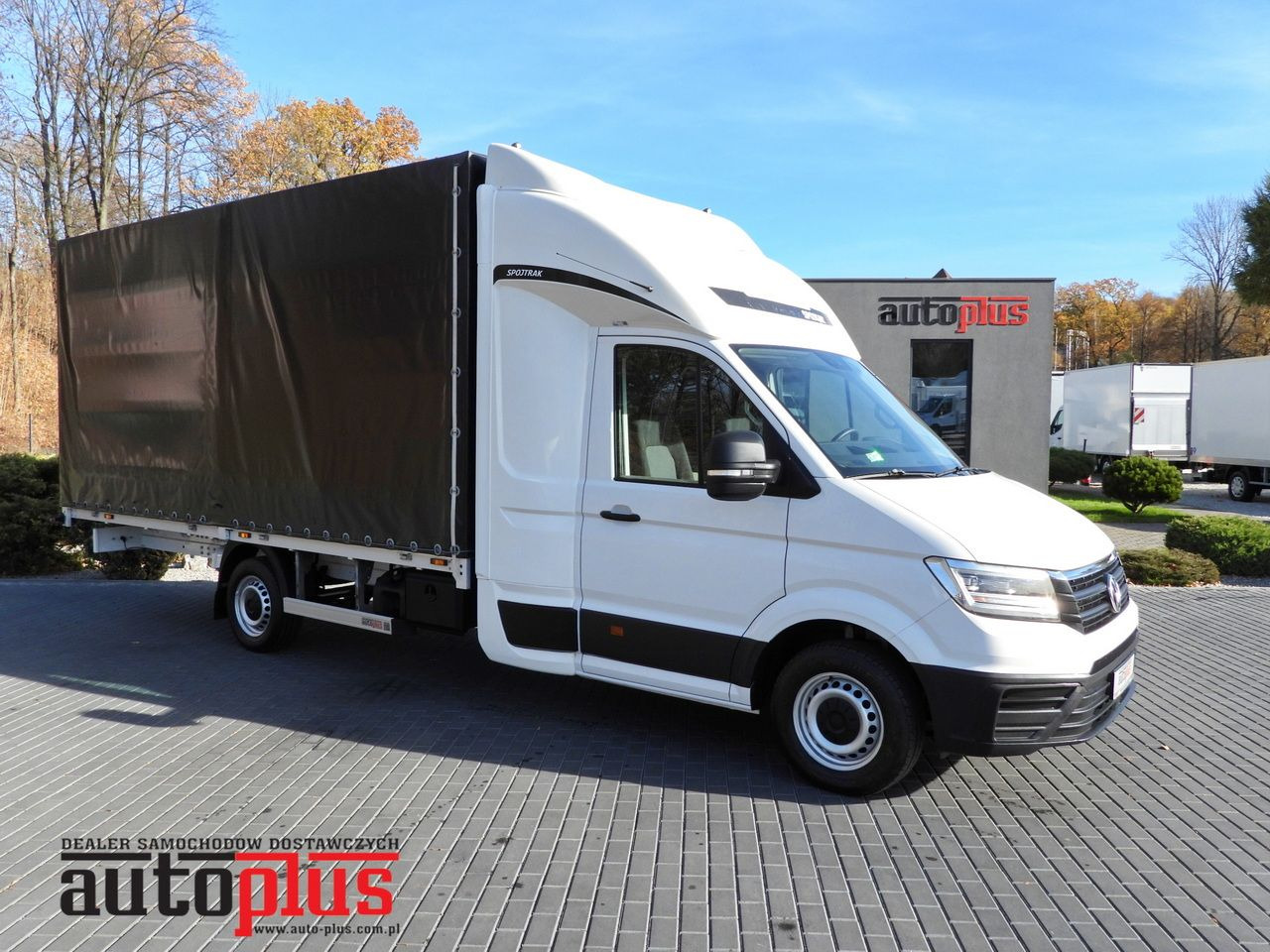 VOLKSWAGEN CRAFTER TARPAULIN 10 PALLETS WEBASTO CRUISE CONTROL LED LIGHTS 180HP - 侧帘货车:图1 VOLKSWAGEN CRAFTER TARPAULIN 10 PALLETS WEBASTO CRUISE CONTROL LED LIGHTS 180HP - 侧帘货车:图1