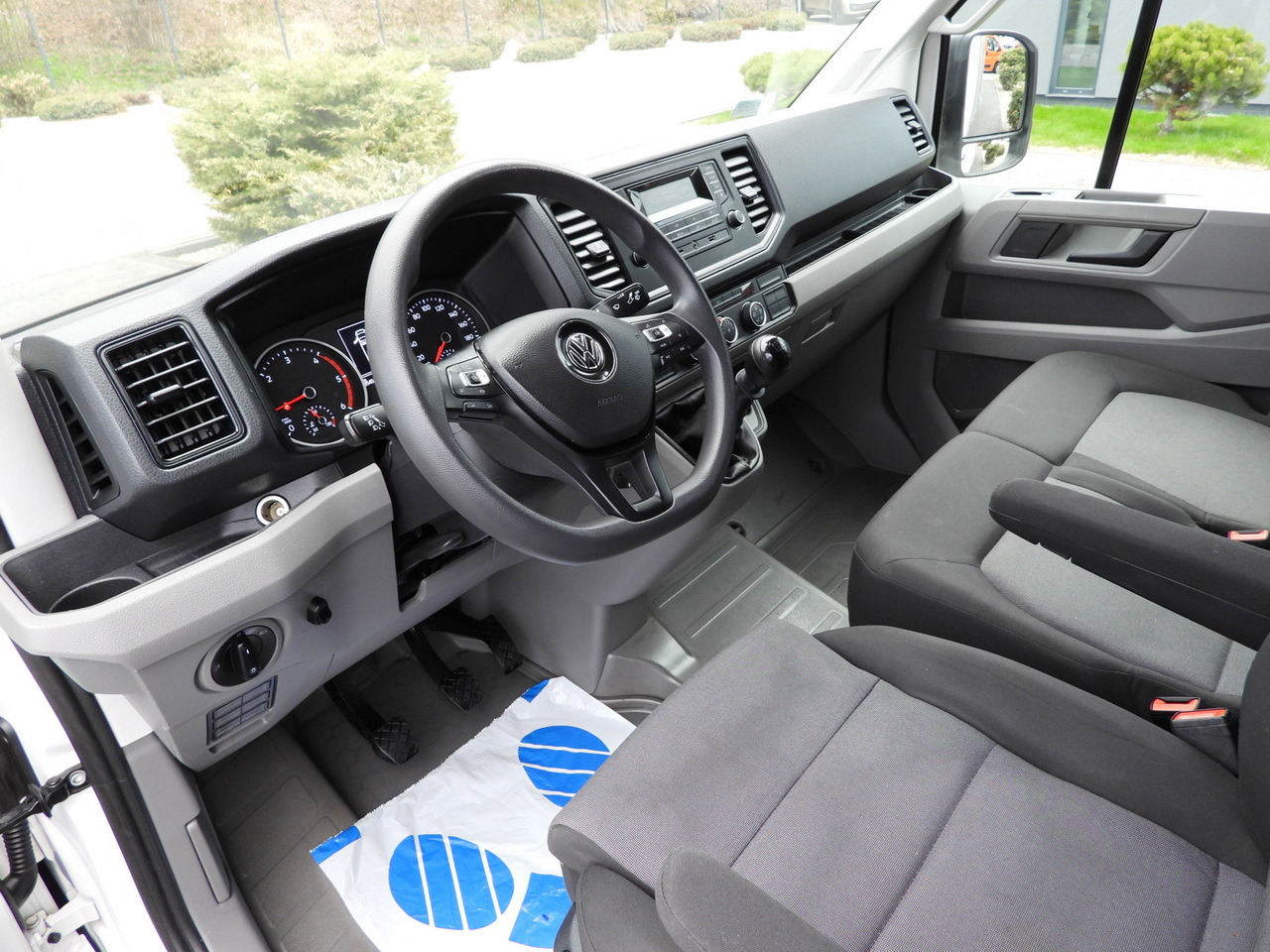 VOLKSWAGEN CRAFTER TARPAULIN 10 PALLETS WEBASTO CRUISE CONTROL LED LIGHTS 180HP - 侧帘货车:图2 VOLKSWAGEN CRAFTER TARPAULIN 10 PALLETS WEBASTO CRUISE CONTROL LED LIGHTS 180HP - 侧帘货车:图2