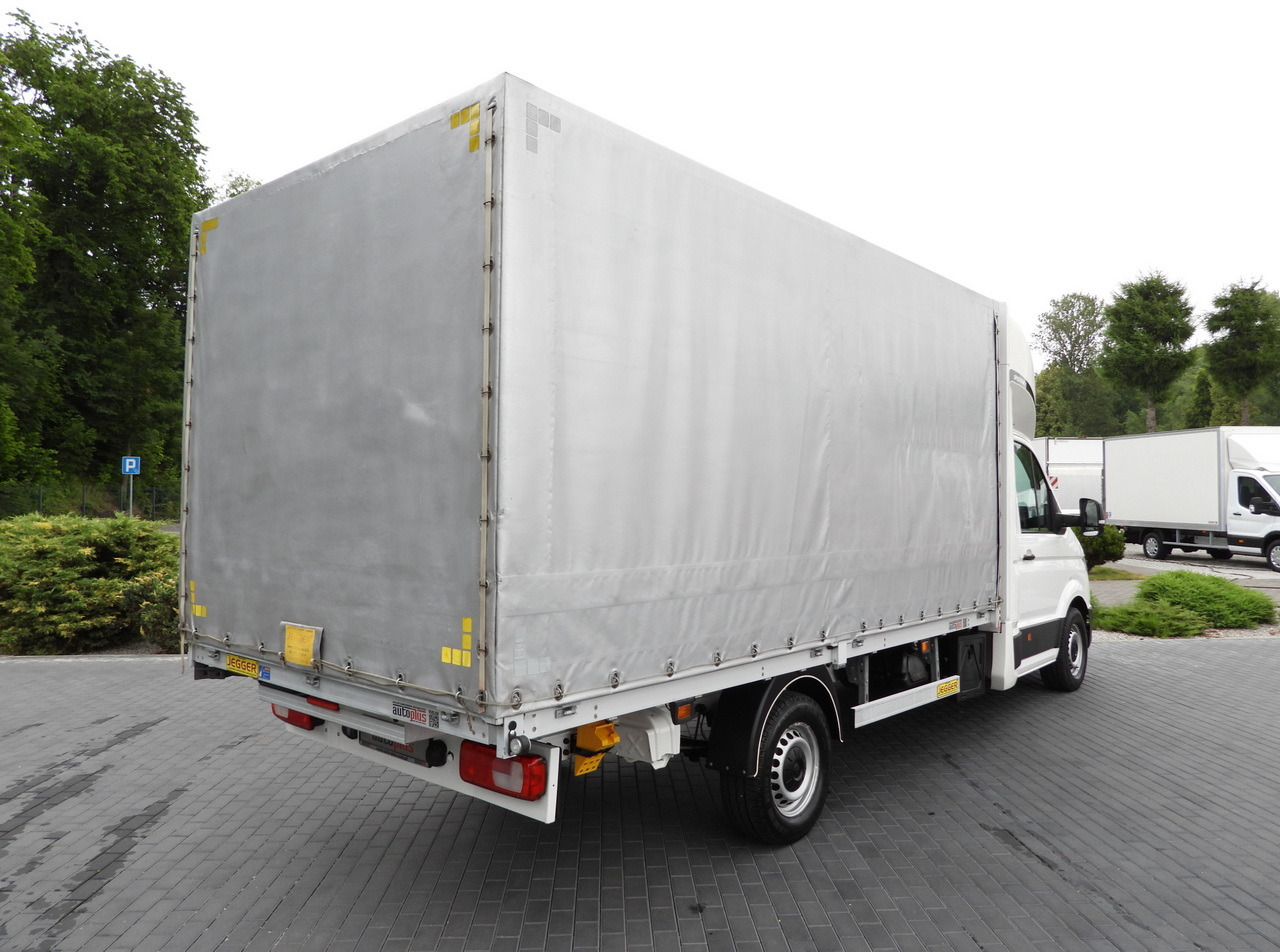 VOLKSWAGEN CRAFTER TARPAULIN 8 PALLETS WEBASTO CRUISE CONTROL LED LIGHTS AIR CONDITIONING 180HP - 侧帘货车:图3 VOLKSWAGEN CRAFTER TARPAULIN 8 PALLETS WEBASTO CRUISE CONTROL LED LIGHTS AIR CONDITIONING 180HP - 侧帘货车:图3