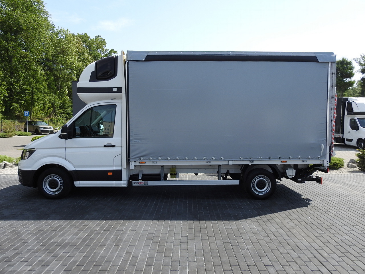 侧帘货车 VOLKSWAGEN CRAFTER TARPAULIN LIFT 8 PALLETS WEBASTO CRUISE CONTROL  180HP：图9