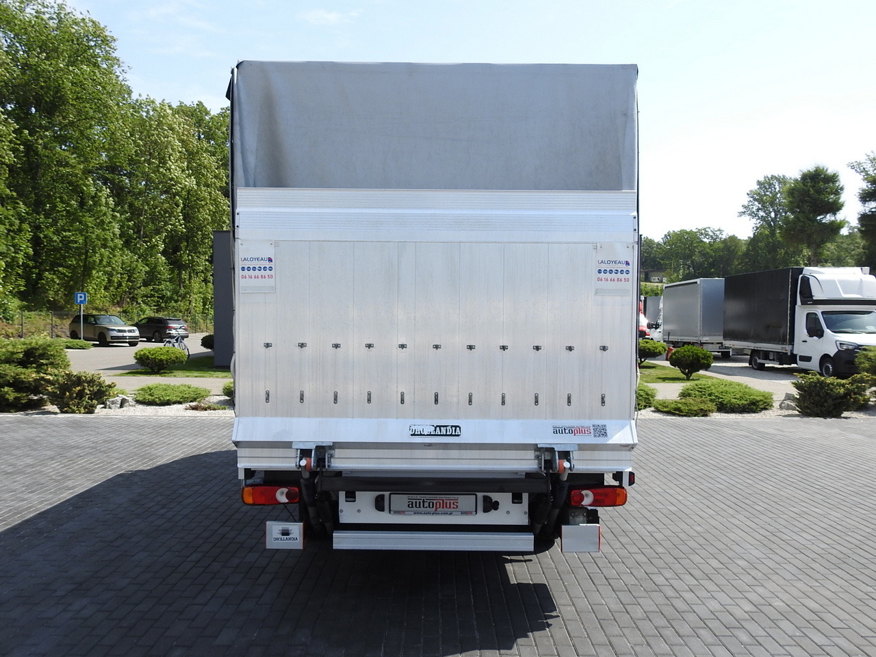 侧帘货车 VOLKSWAGEN CRAFTER TARPAULIN LIFT 8 PALLETS WEBASTO CRUISE CONTROL  180HP：图11