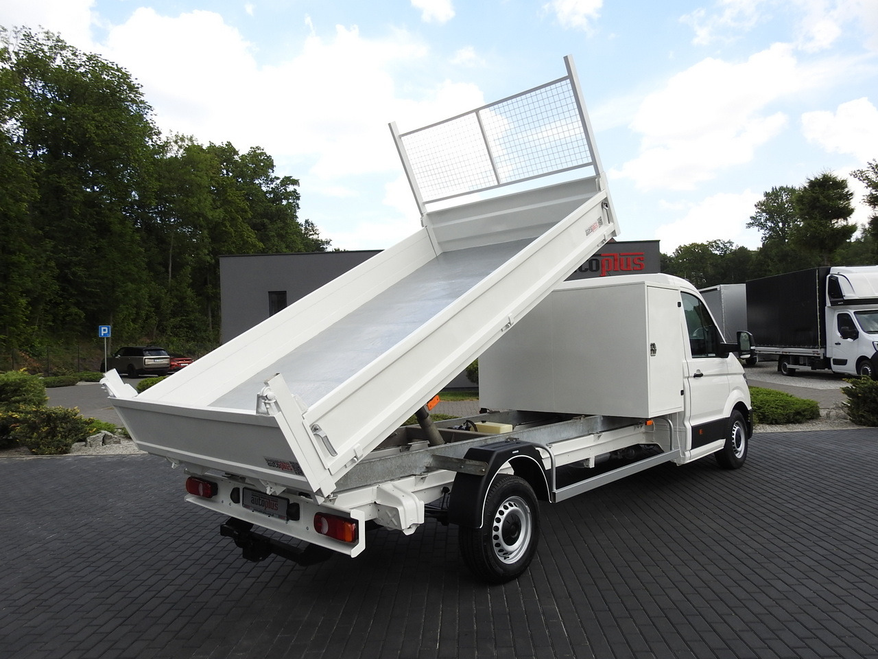 VOLKSWAGEN CRAFTER TIPPER CRUISE CONTROL 100HP - 翻斗货车:图3 VOLKSWAGEN CRAFTER TIPPER CRUISE CONTROL 100HP - 翻斗货车:图3