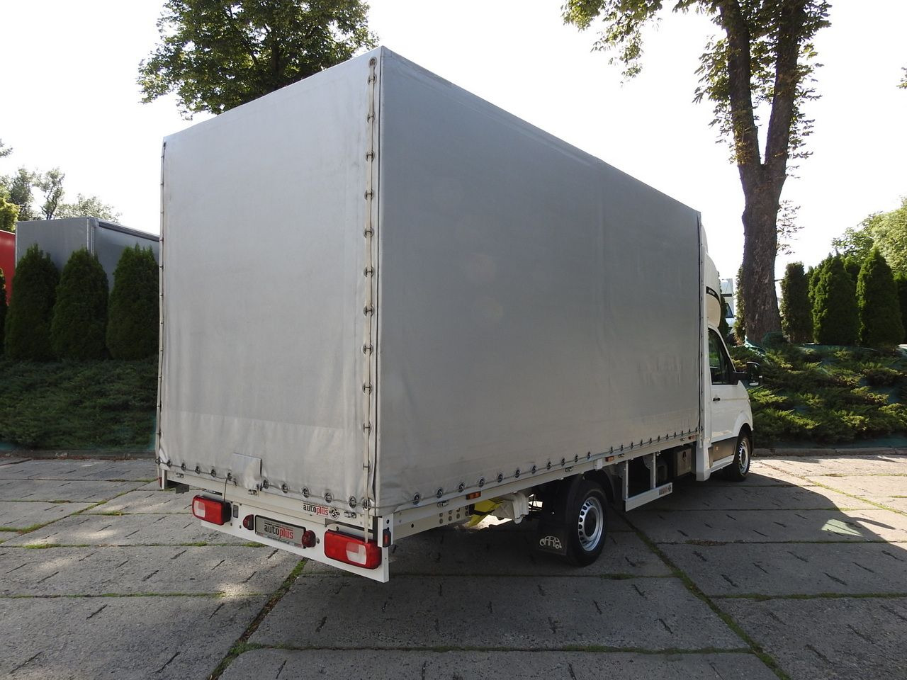 VOLKSWAGEN CRAFTER - 侧帘货车:图3 VOLKSWAGEN CRAFTER - 侧帘货车:图3
