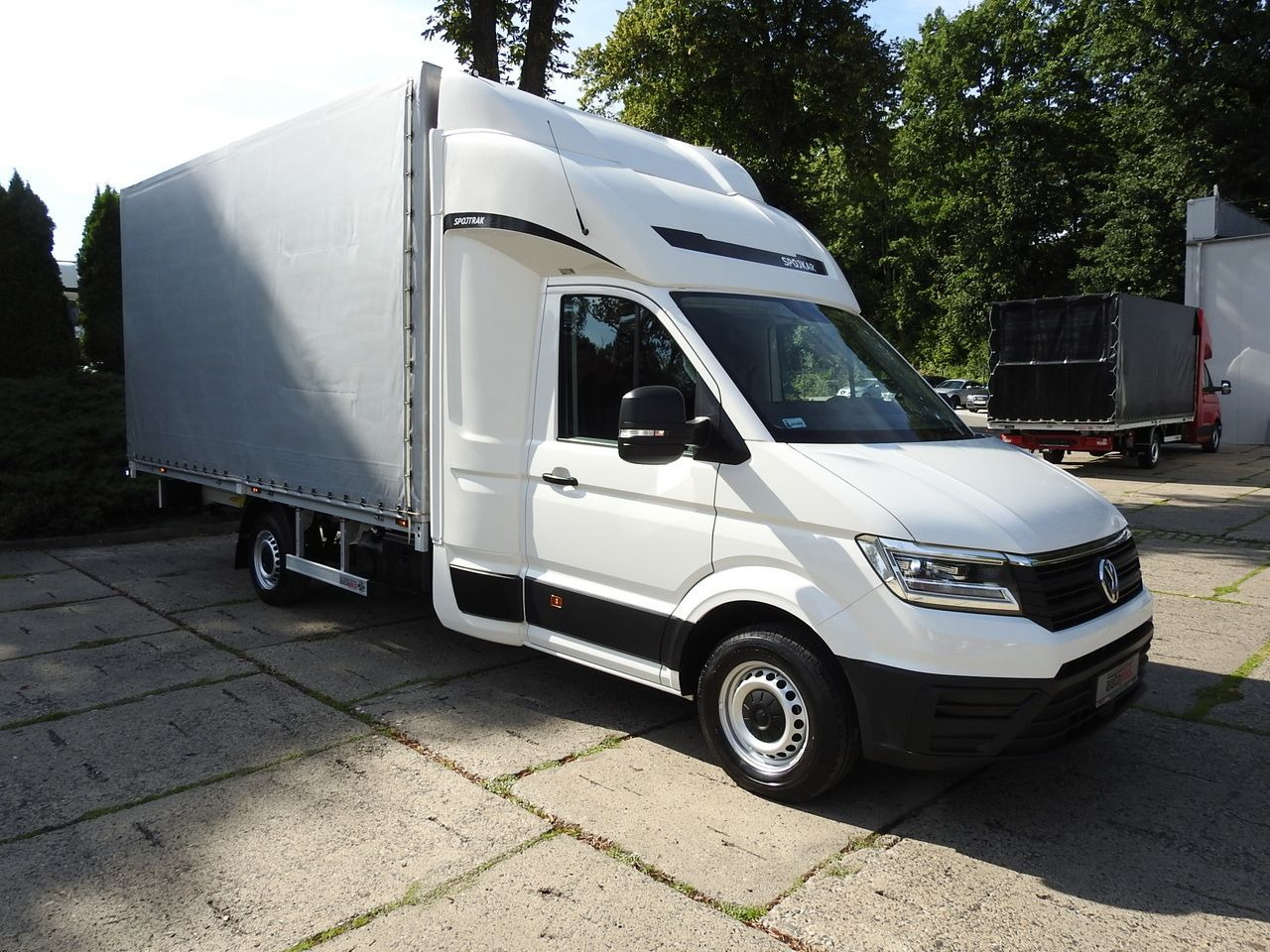VOLKSWAGEN CRAFTER - 侧帘货车:图4 VOLKSWAGEN CRAFTER - 侧帘货车:图4