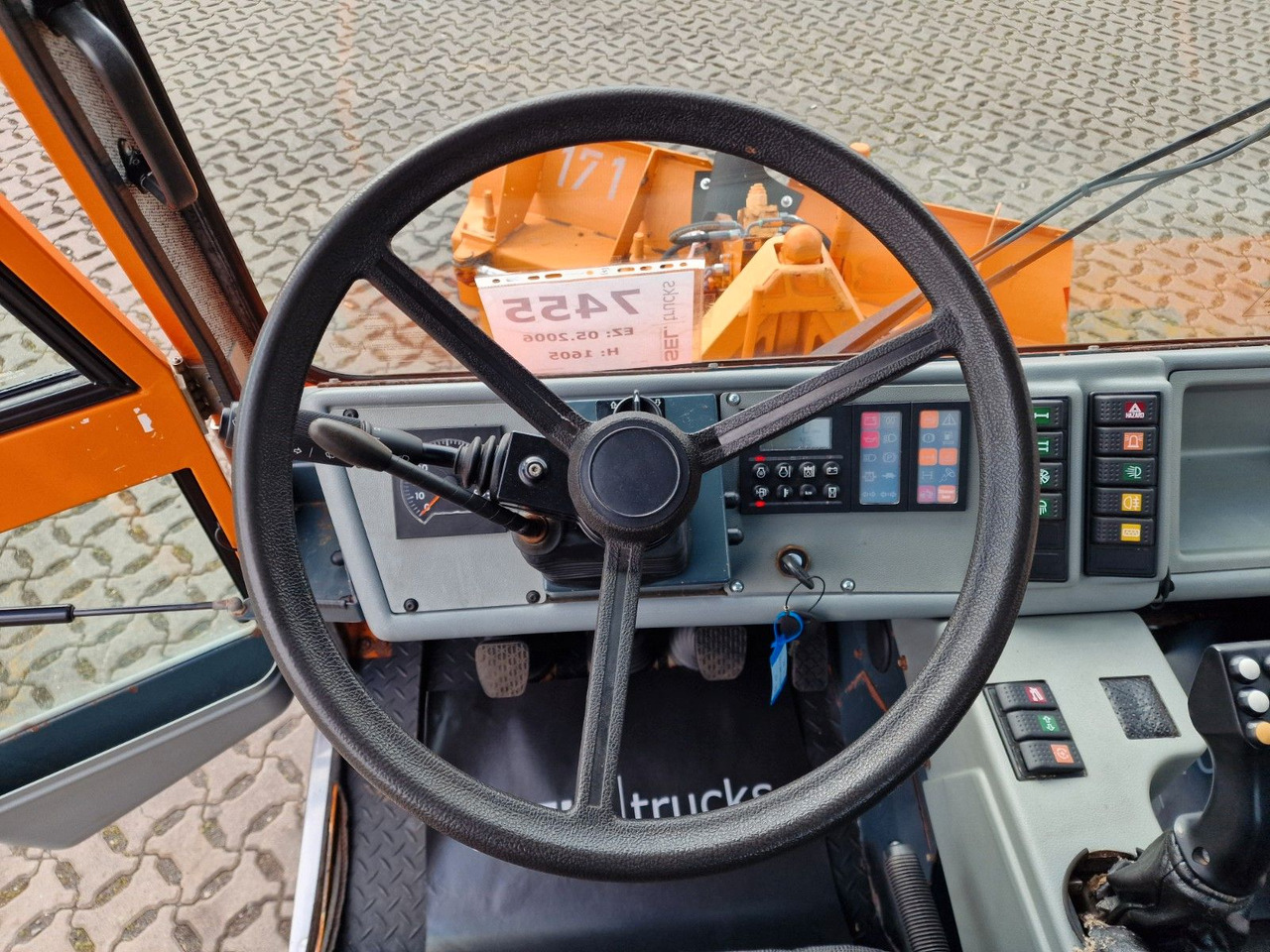 道路清扫机 BokiMobil 1151 Schneepflug：图36