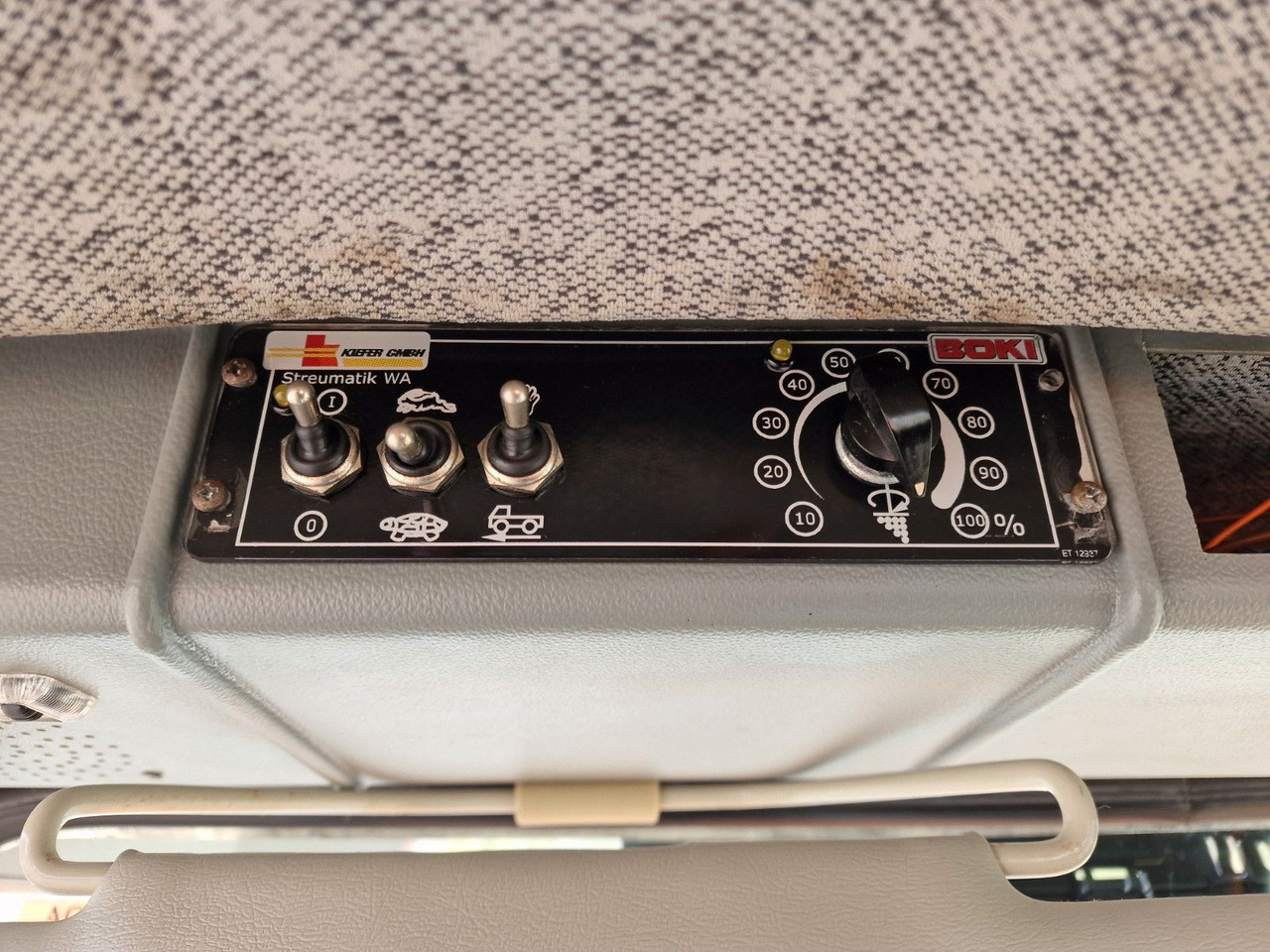 道路清扫机 BokiMobil 1151 Schneepflug：图39