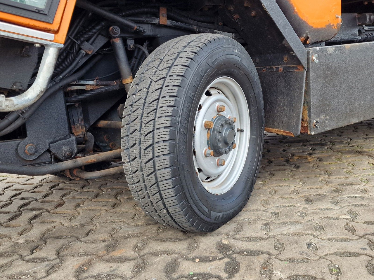 道路清扫机 BokiMobil 1151 Schneepflug：图44