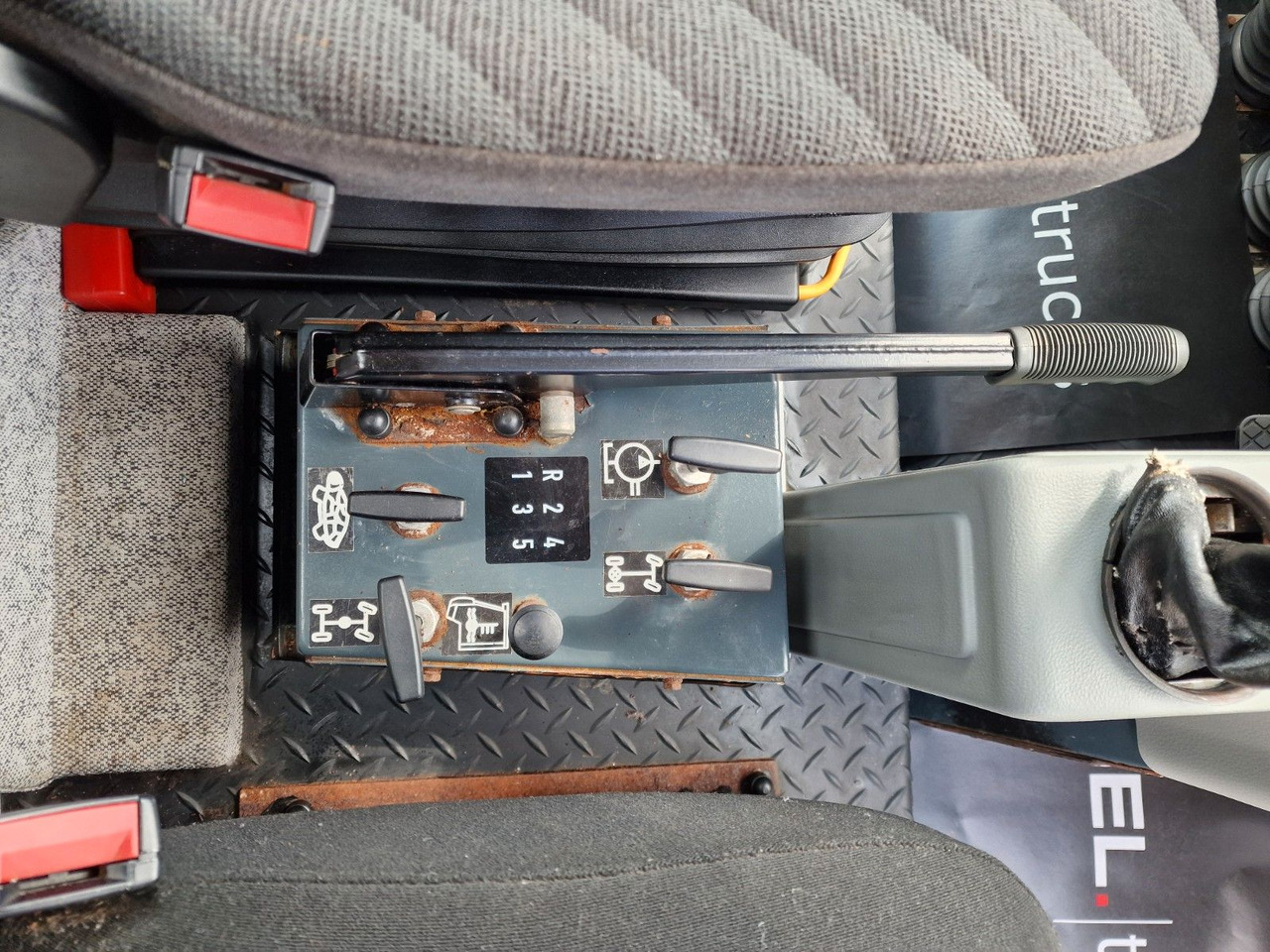 道路清扫机 BokiMobil 1151 Schneepflug：图31