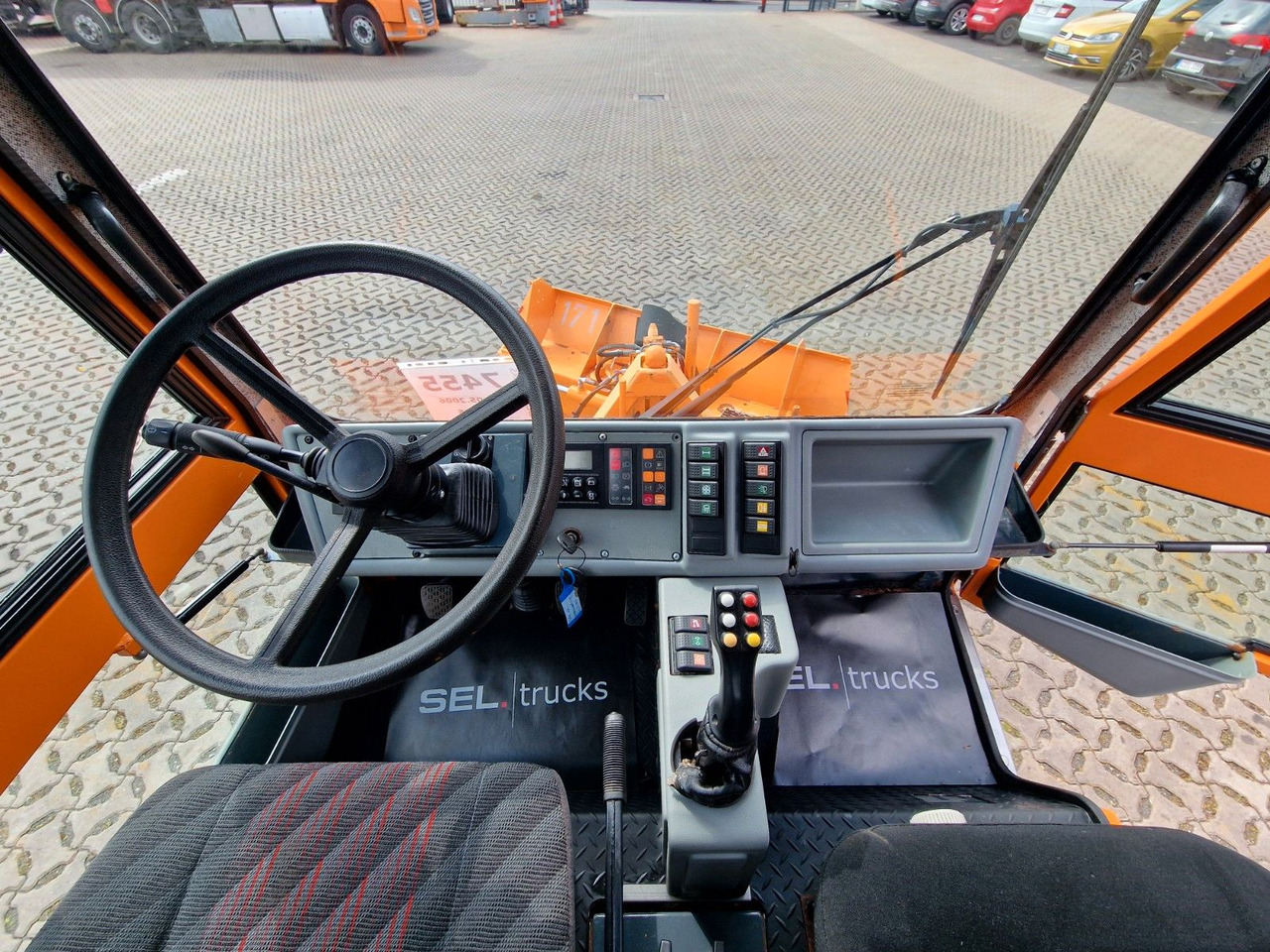 道路清扫机 BokiMobil 1151 Schneepflug：图30