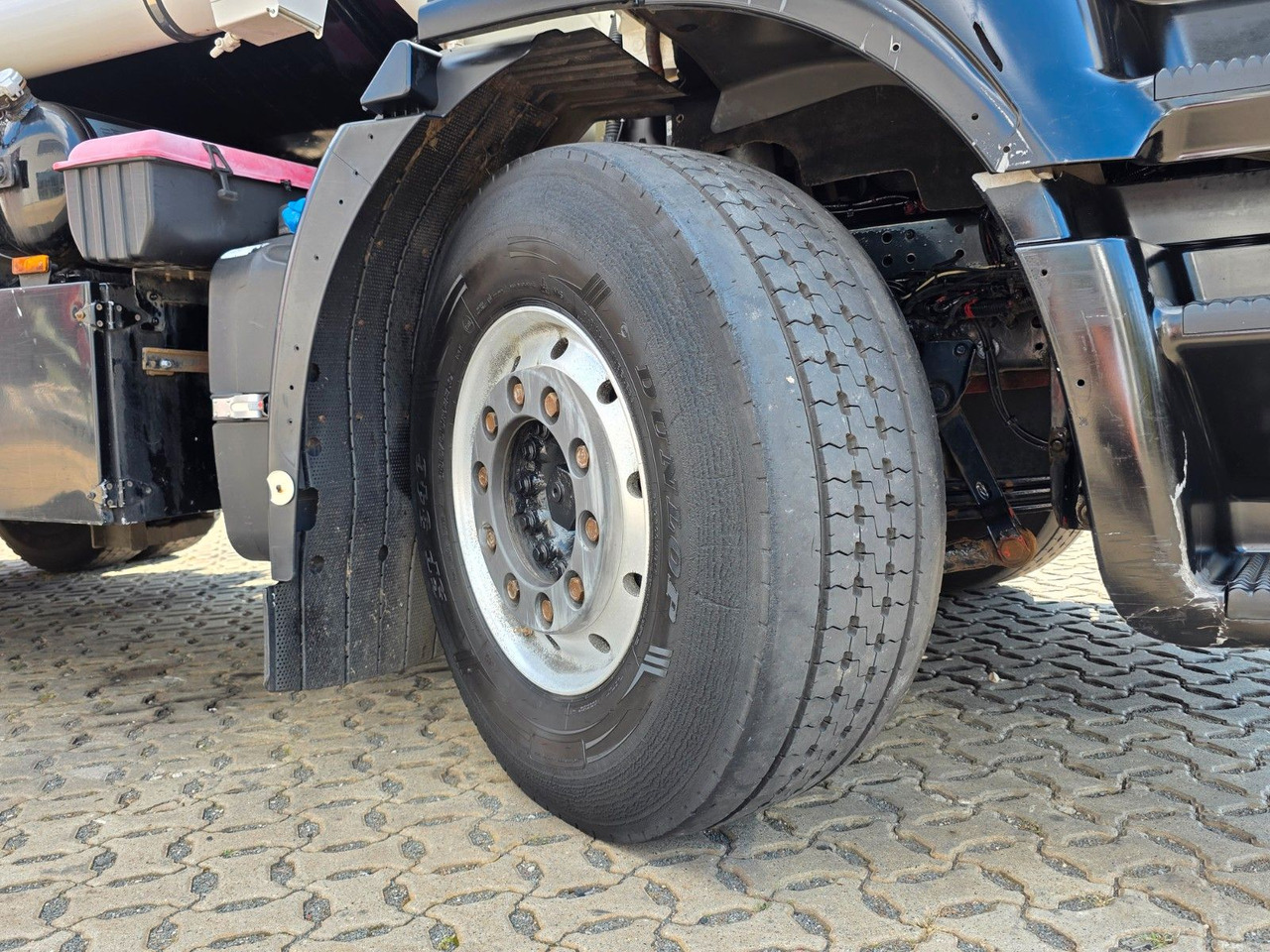 罐车 Iveco Stralis 420 / Sening / ADR AT / 14.600 l /:图28 罐车 Iveco Stralis 420 / Sening / ADR AT / 14.600 l /:图28