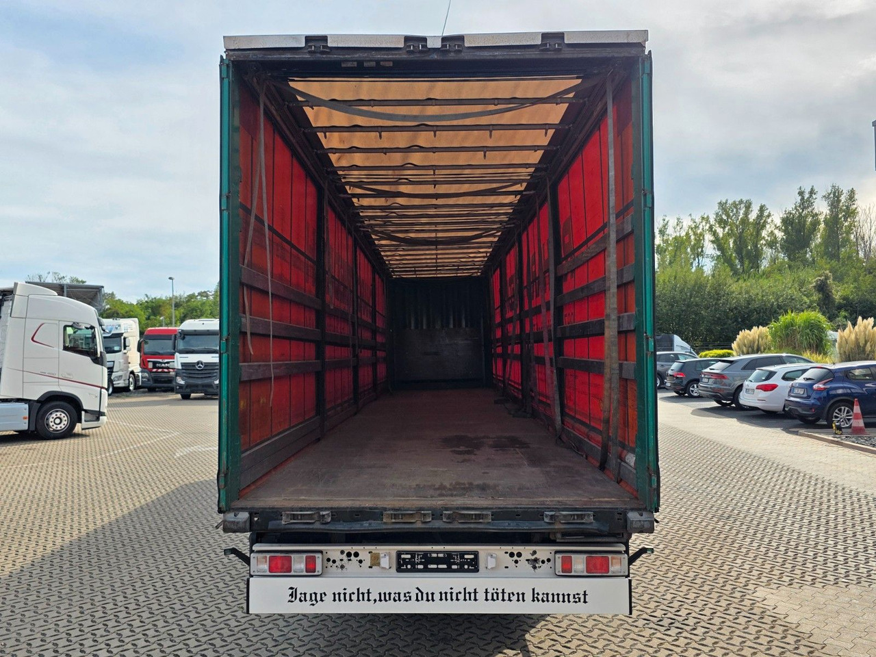 侧帘半拖车 Krone SD / Palettenkasten / Liftachse:图9 侧帘半拖车 Krone SD / Palettenkasten / Liftachse:图9
