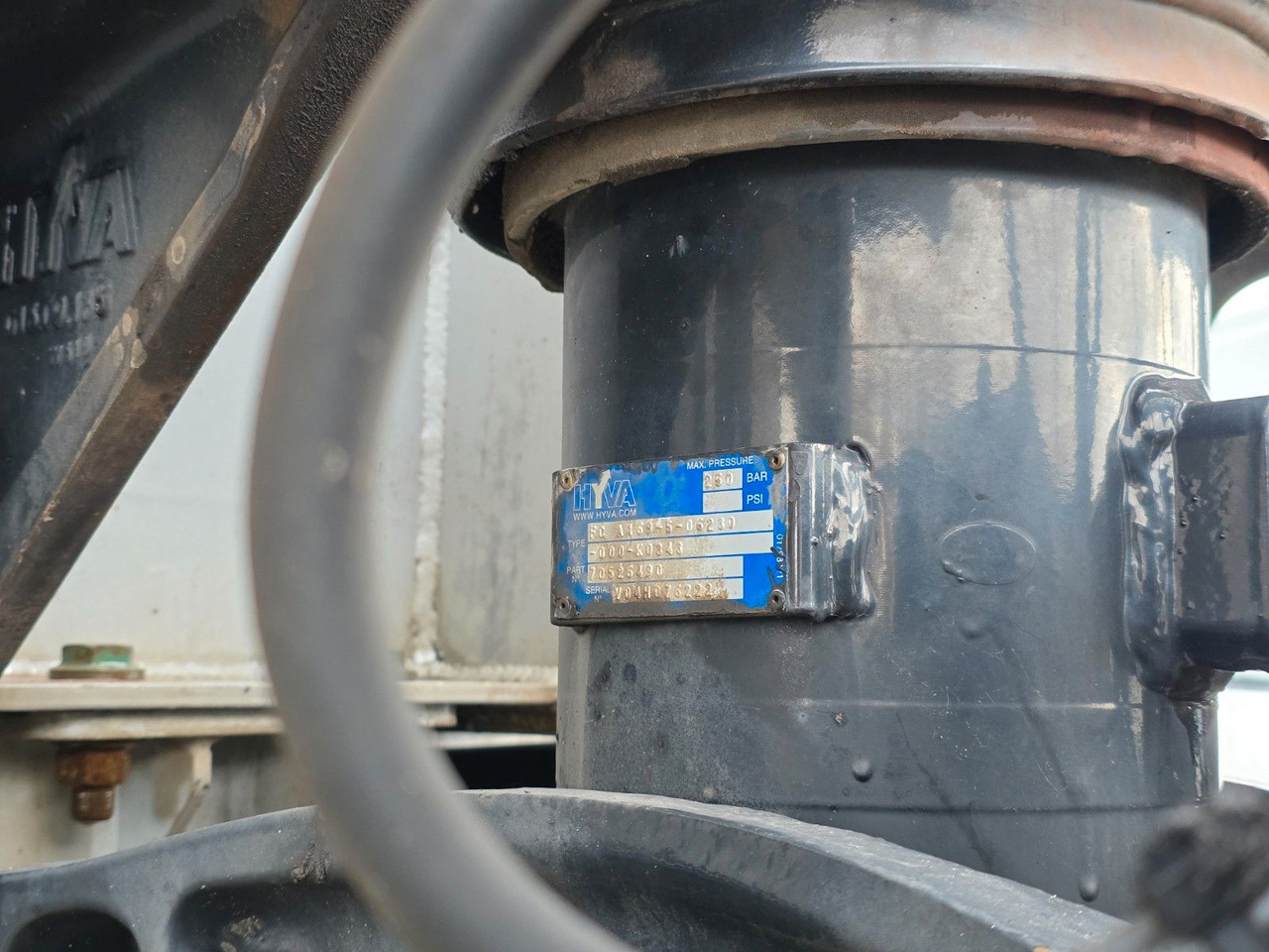 翻斗半拖车 Langendorf SKA 24/30 / Liftachse：图33