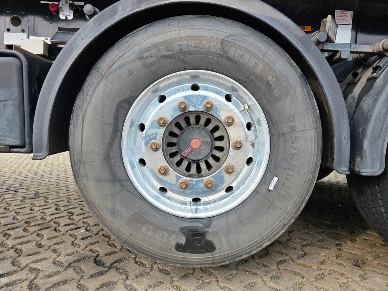 翻斗半拖车 Langendorf SKA 24/30 / Liftachse：图18