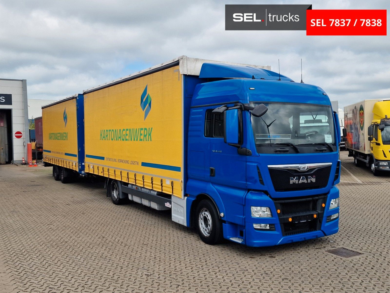 MAN TGX 18.440 4X2 LL-U/ Intarder /Hubdach/Durchlade - 侧帘卡车:图3 MAN TGX 18.440 4X2 LL-U/ Intarder /Hubdach/Durchlade - 侧帘卡车:图3