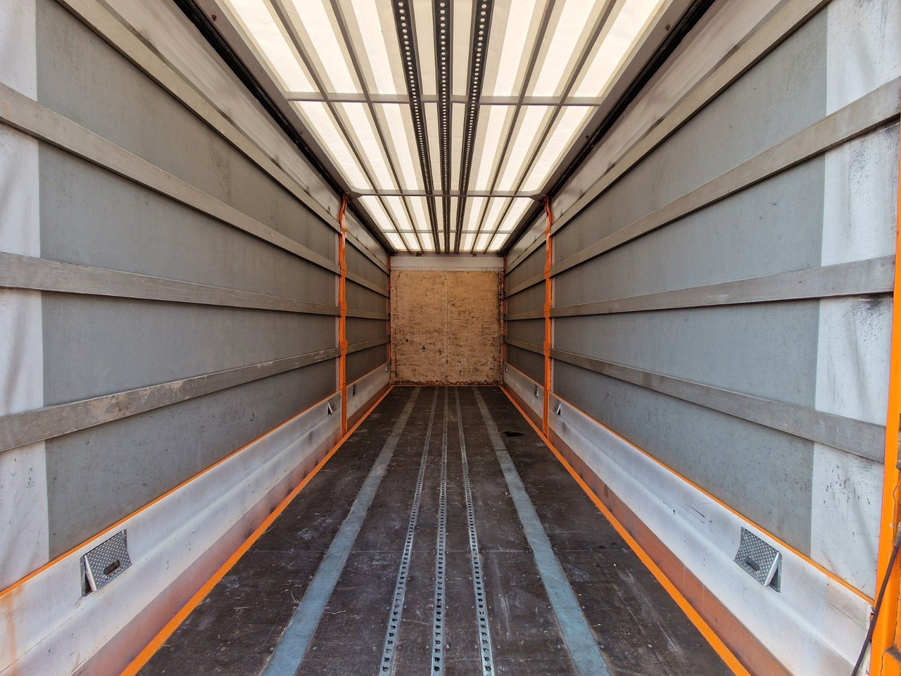 侧帘卡车 Mercedes-Benz Actros 2548 / Retarder / Euro 6E / Aluklappen：图28