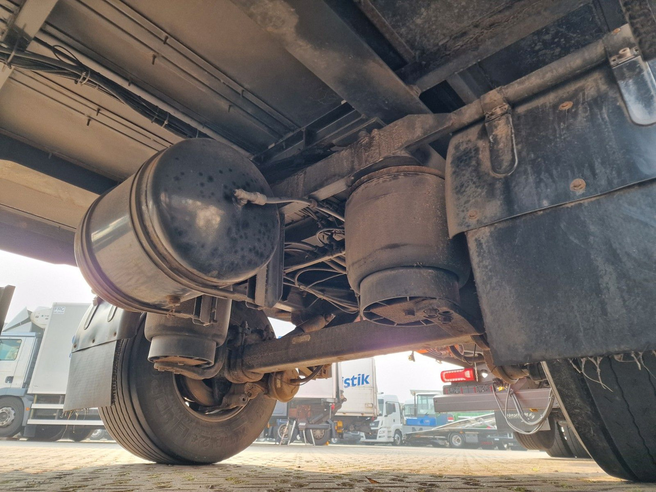 侧帘卡车 Mercedes-Benz Actros 2548 / Retarder / Euro 6E / Aluklappen：图29