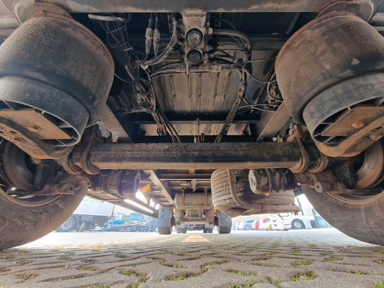 侧帘卡车 Mercedes-Benz Actros 2548 / Retarder / Euro 6E / Aluklappen：图30