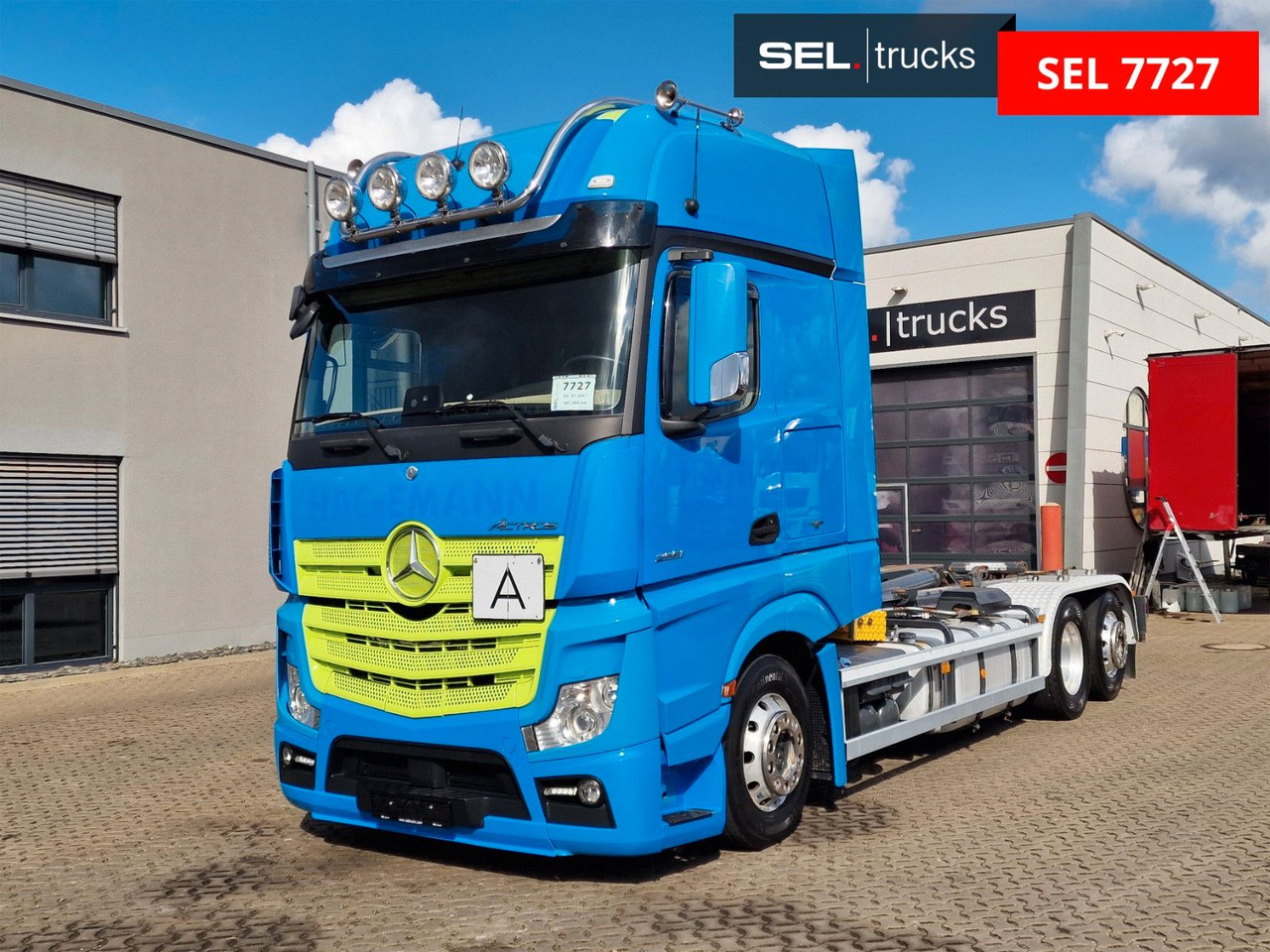 Mercedes-Benz Actros 2551 / Retarder / Standklima / Xenon - 吊钩升降车:图1 Mercedes-Benz Actros 2551 / Retarder / Standklima / Xenon - 吊钩升降车:图1