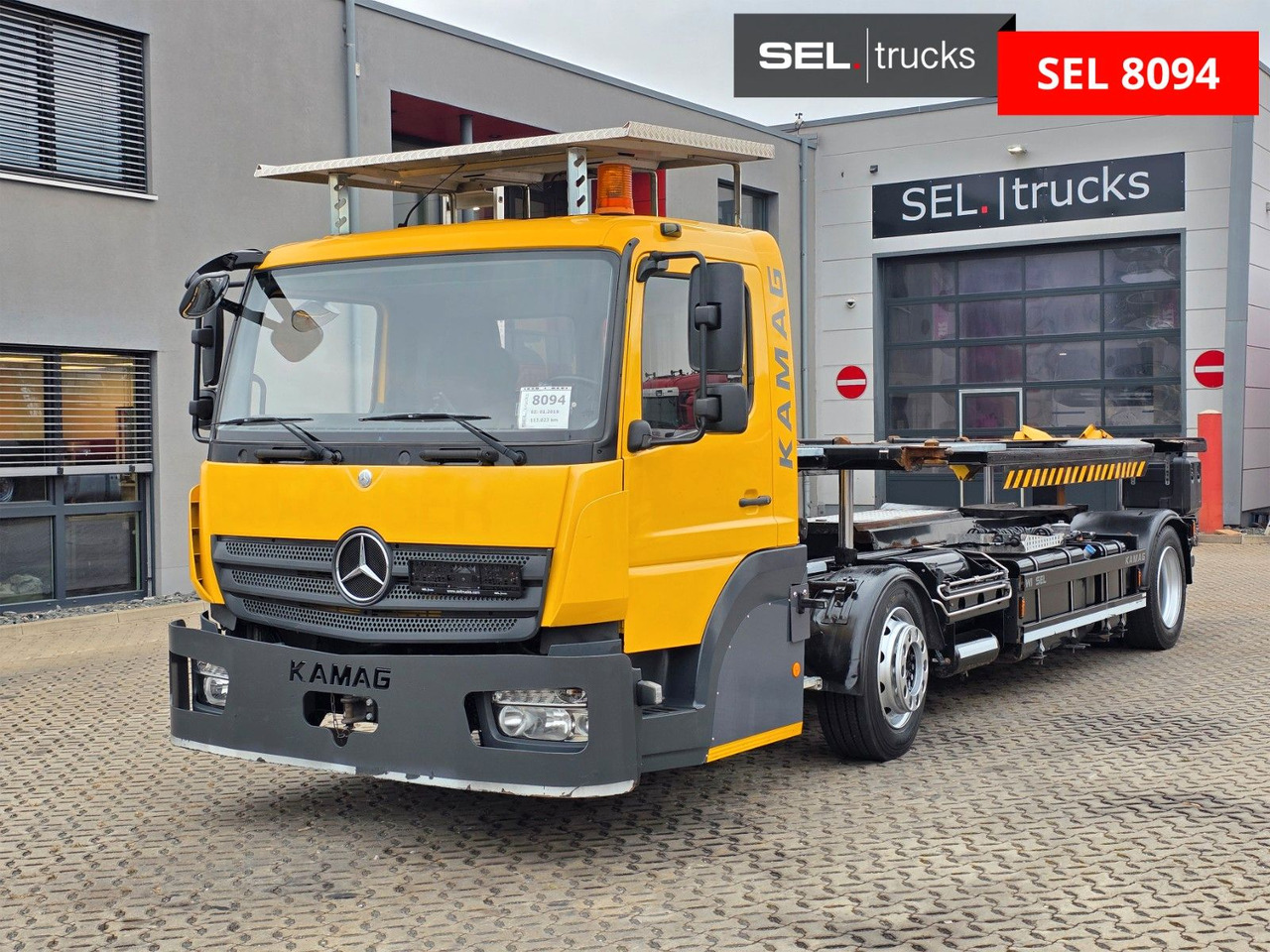 Mercedes-Benz Kamag WBH 25 / Umsetzer Sattelplatte - 集装箱运输车/ 可拆卸车身的卡车:图1 Mercedes-Benz Kamag WBH 25 / Umsetzer Sattelplatte - 集装箱运输车/ 可拆卸车身的卡车:图1