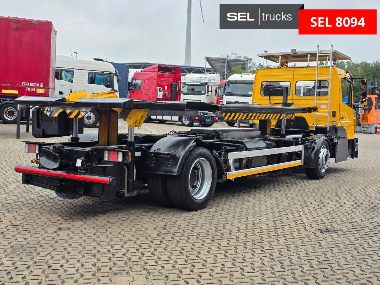 Mercedes-Benz Kamag WBH 25 / Umsetzer Sattelplatte - 集装箱运输车/ 可拆卸车身的卡车:图5 Mercedes-Benz Kamag WBH 25 / Umsetzer Sattelplatte - 集装箱运输车/ 可拆卸车身的卡车:图5