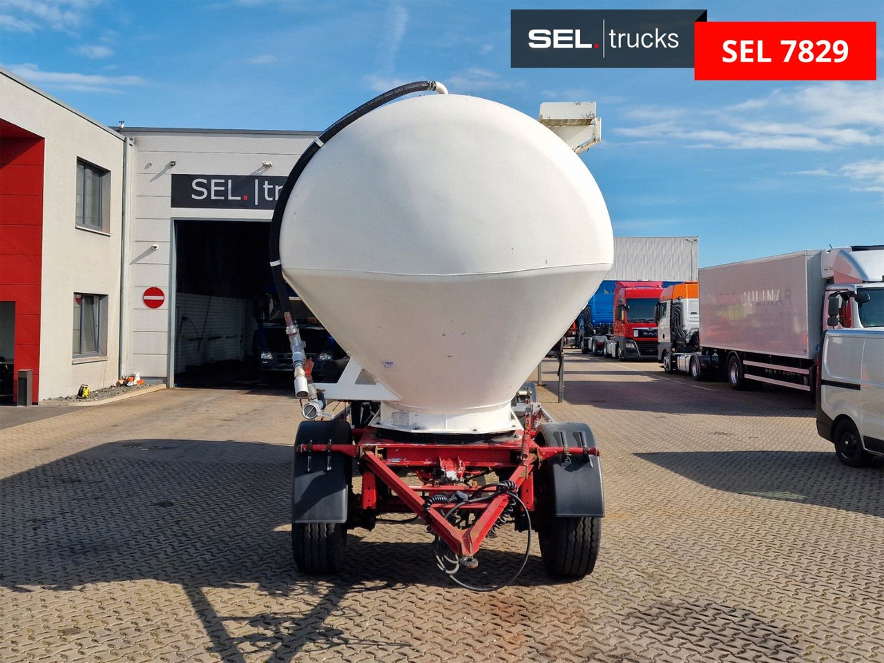 Spitzer SAPI 1833/3M - 液罐拖车:图2 Spitzer SAPI 1833/3M - 液罐拖车:图2