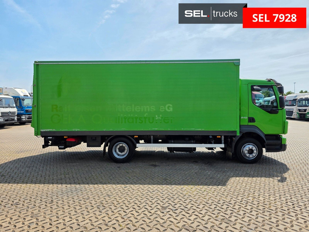 Volvo FL 240 - 侧帘卡车:图4 Volvo FL 240 - 侧帘卡车:图4