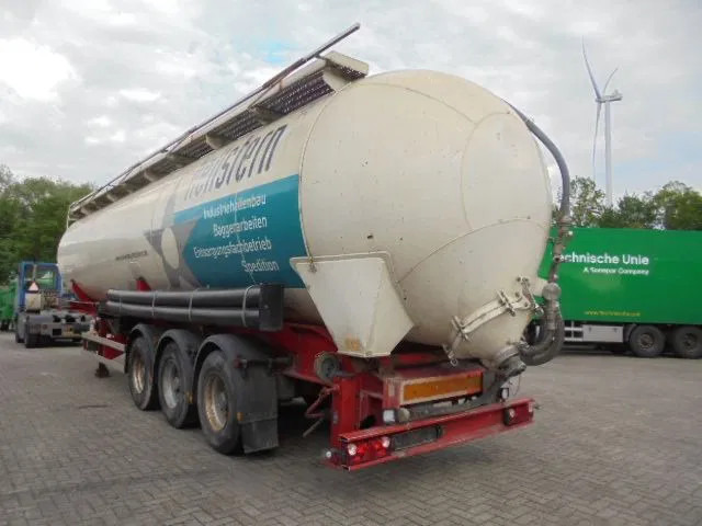 Benalu GRUPO GARVIVES SAL 60000L - 液罐半拖车:图5 Benalu GRUPO GARVIVES SAL 60000L - 液罐半拖车:图5