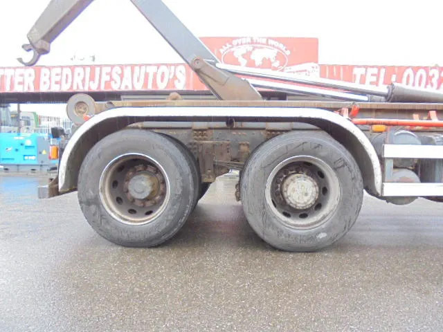 DAF 85.400 85-400 ATI 6X2 BLADGEVEERD - 吊钩升降车:图5 DAF 85.400 85-400 ATI 6X2 BLADGEVEERD - 吊钩升降车:图5