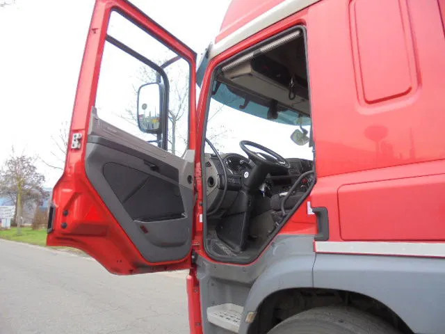 DAF CF 410 52 UNITS IN STOCK NL TREKKERS - 牵引车:图4 DAF CF 410 52 UNITS IN STOCK NL TREKKERS - 牵引车:图4