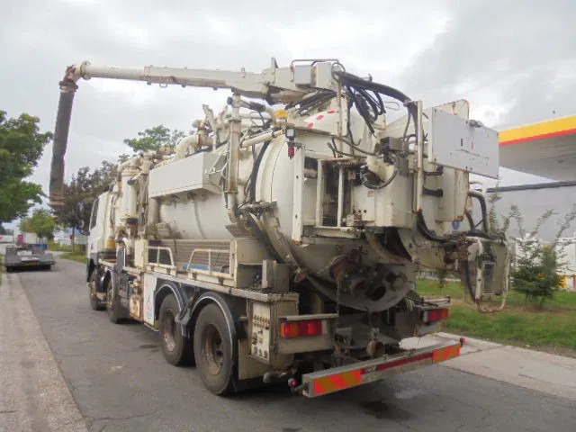 DAF CF 85.410 8X4 BLADGEVEERD - 真空车:图3 DAF CF 85.410 8X4 BLADGEVEERD - 真空车:图3