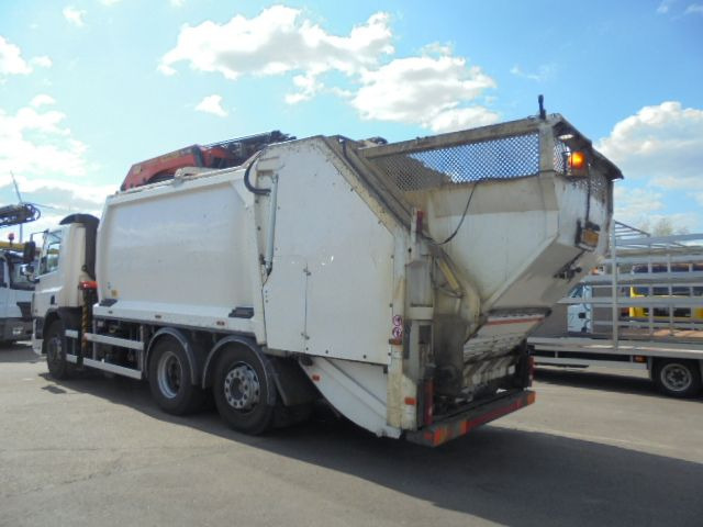DAF FAN CF75-250 6X2 - 垃圾车:图4 DAF FAN CF75-250 6X2 - 垃圾车:图4