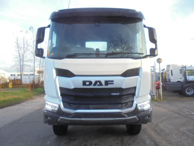 DAF XDC 450 8X4 DEMO UNUSED RHD - 驾驶室底盘卡车:图2 DAF XDC 450 8X4 DEMO UNUSED RHD - 驾驶室底盘卡车:图2