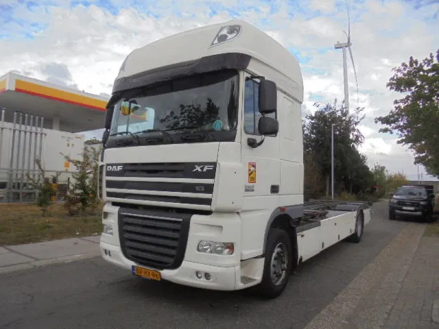 DAF XF 105 410 NL truck - 集装箱运输车/ 可拆卸车身的卡车:图1 DAF XF 105 410 NL truck - 集装箱运输车/ 可拆卸车身的卡车:图1