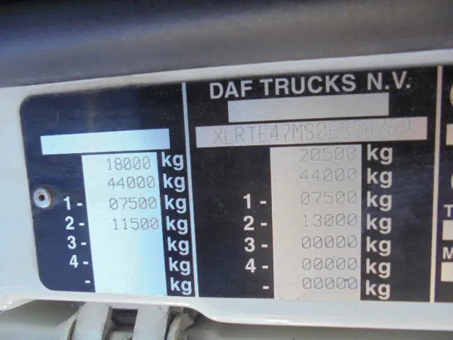 牵引车 DAF XF 105.460 SUPERSPACE：图9
