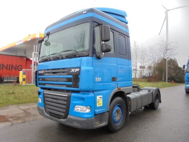 DAF XF 105 XF105.410 - 牵引车:图1 DAF XF 105 XF105.410 - 牵引车:图1