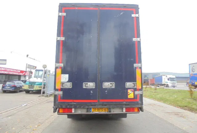 DAF XF 410 6X2 NL TRUCK TUV 03-26 - 侧帘卡车:图5 DAF XF 410 6X2 NL TRUCK TUV 03-26 - 侧帘卡车:图5