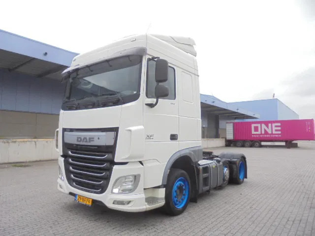 DAF XF 410 6X2 NL TRUCK - 牵引车:图1 DAF XF 410 6X2 NL TRUCK - 牵引车:图1