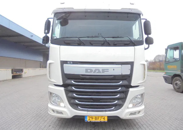 DAF XF 410 6X2 NL TRUCK - 牵引车:图2 DAF XF 410 6X2 NL TRUCK - 牵引车:图2