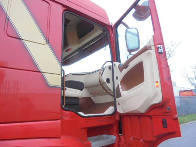 牵引车 DAF XF 440 ADR TUV 02-26:图18 牵引车 DAF XF 440 ADR TUV 02-26:图18